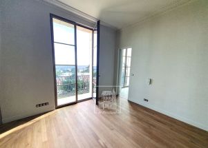 house 8 rooms for rent on GARCHES (92380)