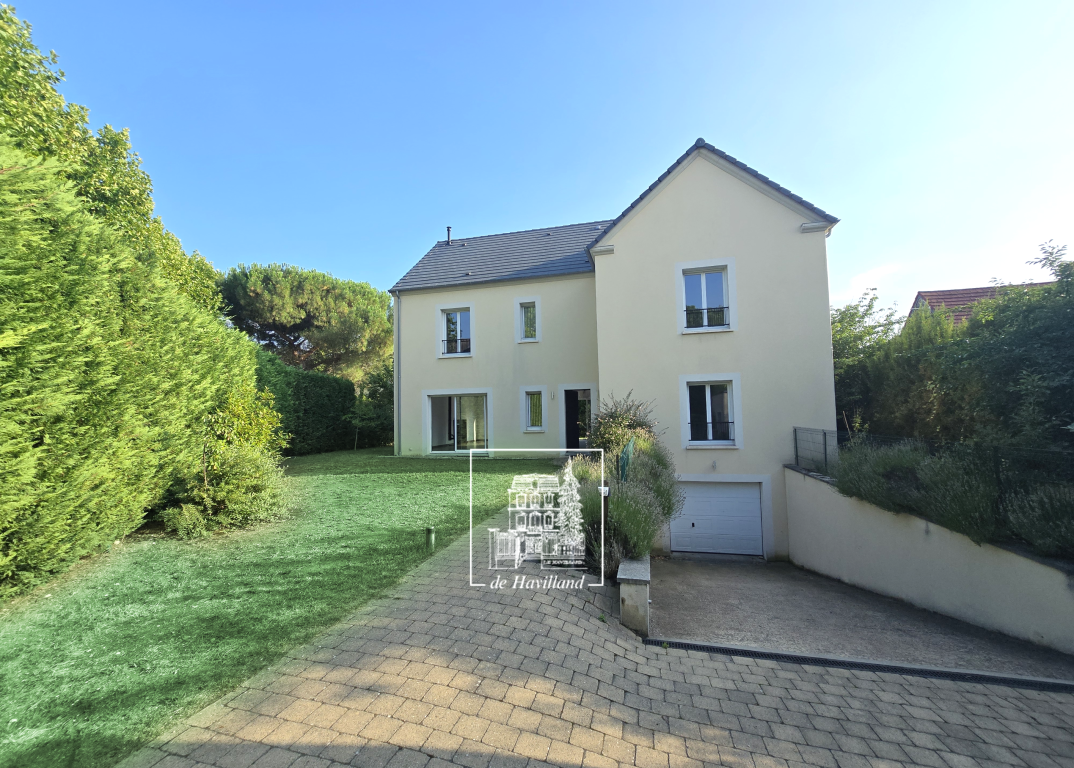 house 7 rooms for rent on CROISSY SUR SEINE (78290)