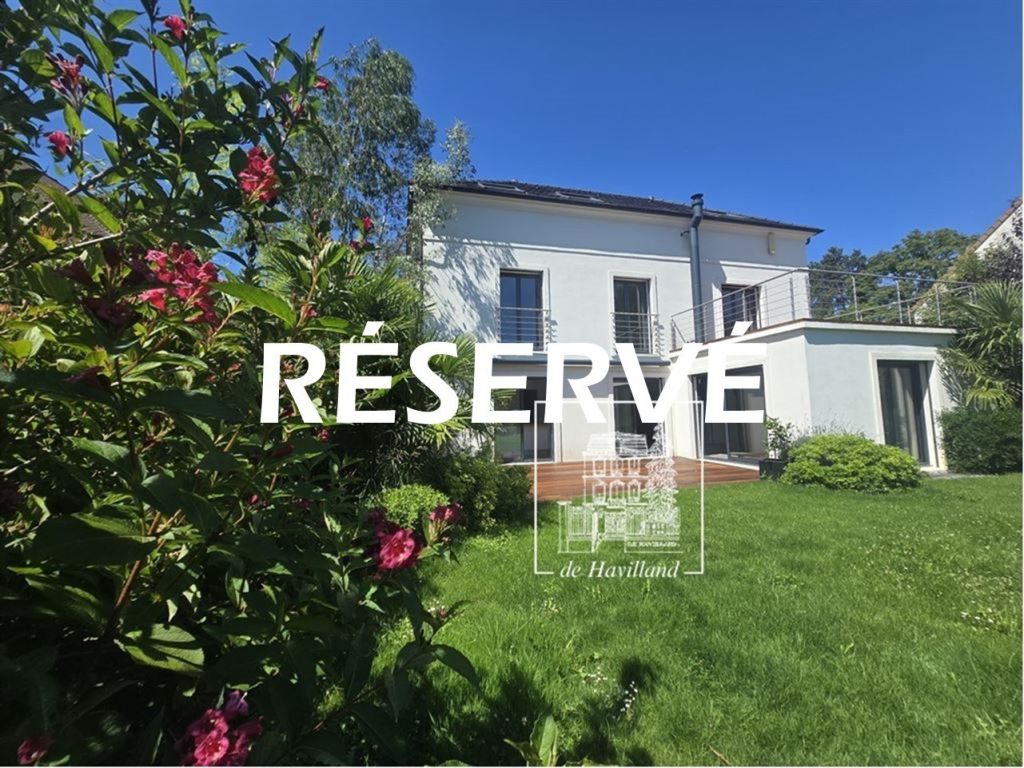 house 8 rooms for rent on LA CELLE ST CLOUD (78170)