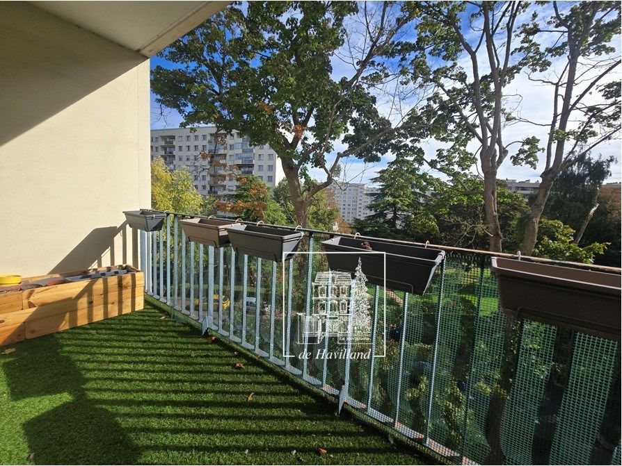 apartment 5 rooms for rent on ST CLOUD (92210)