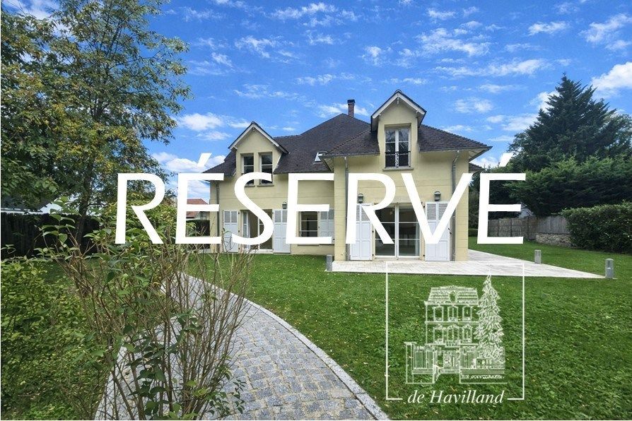 maison 7 pièces en location sur LA CELLE ST CLOUD (78170)