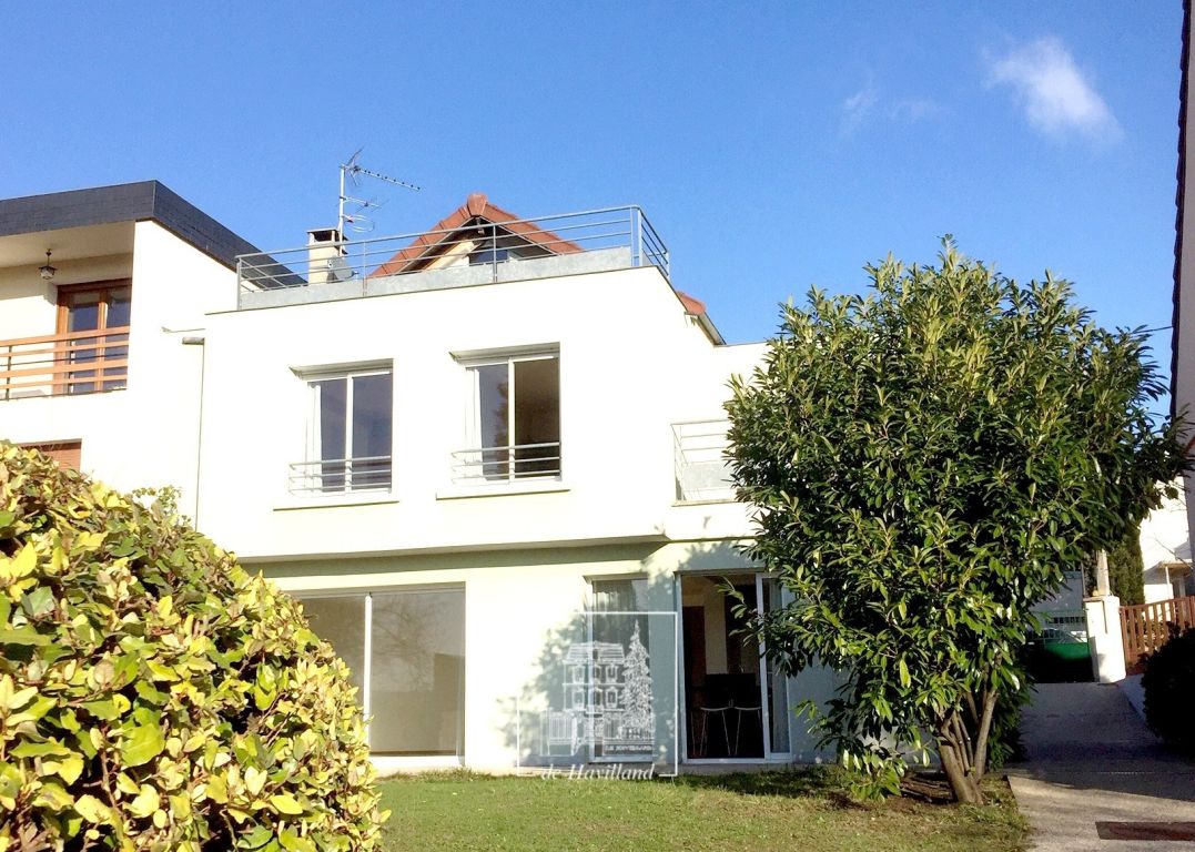 maison 7 pièces en location sur RUEIL MALMAISON (92500)