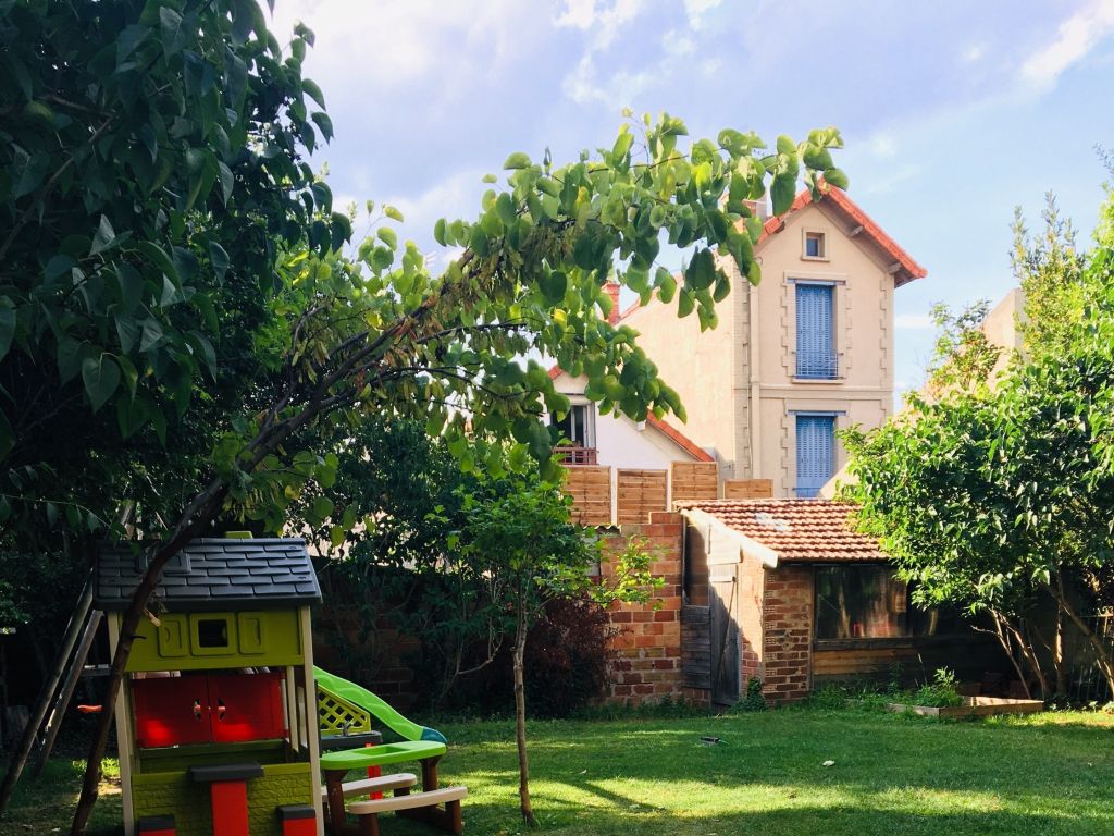 maison 10 pièces en location sur NANTERRE (92000)