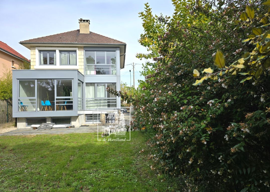 maison 7 pièces en location sur LE VESINET (78110)