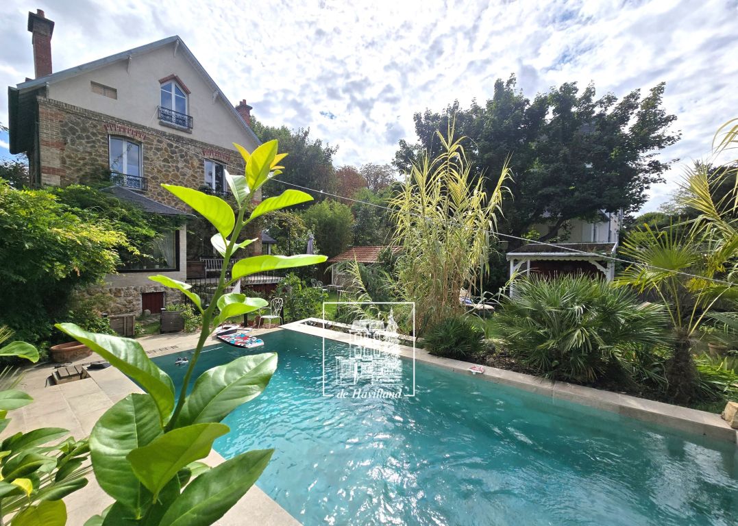 house 8 rooms for rent on CROISSY SUR SEINE (78290)