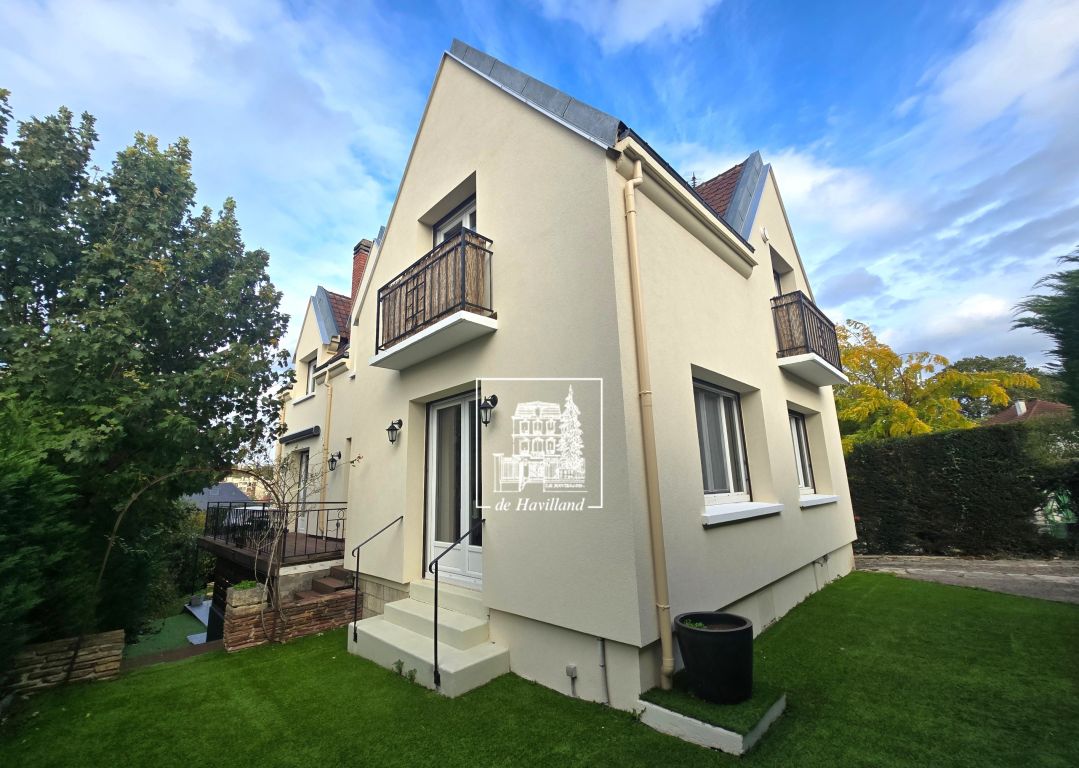 maison 7 pièces en location sur MARNES LA COQUETTE (92430)