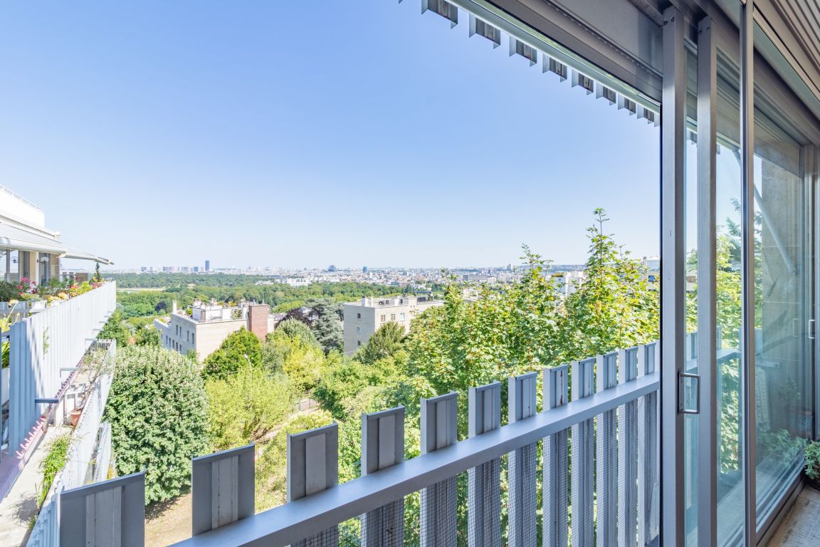 apartment 6 rooms for sale on ST CLOUD (92210)