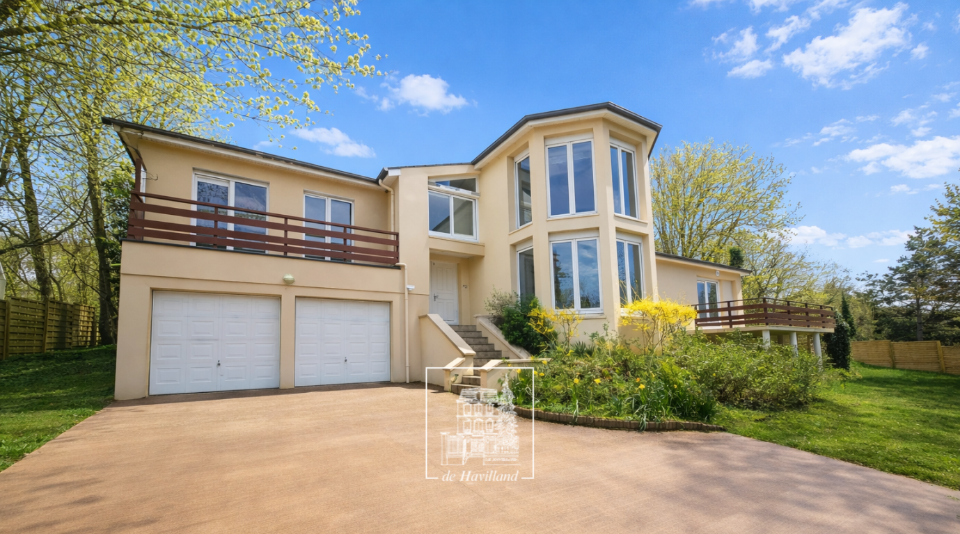 villa 9 rooms for rent on LOUVECIENNES (78430)