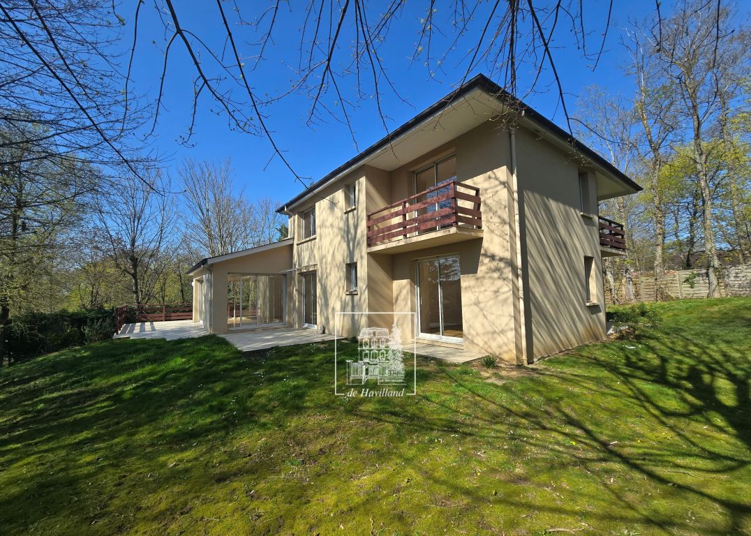 villa 9 pièces en location sur LOUVECIENNES (78430)