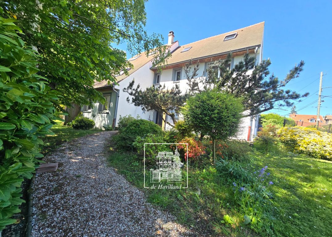 maison 9 pièces en location sur BOUGIVAL (78380)