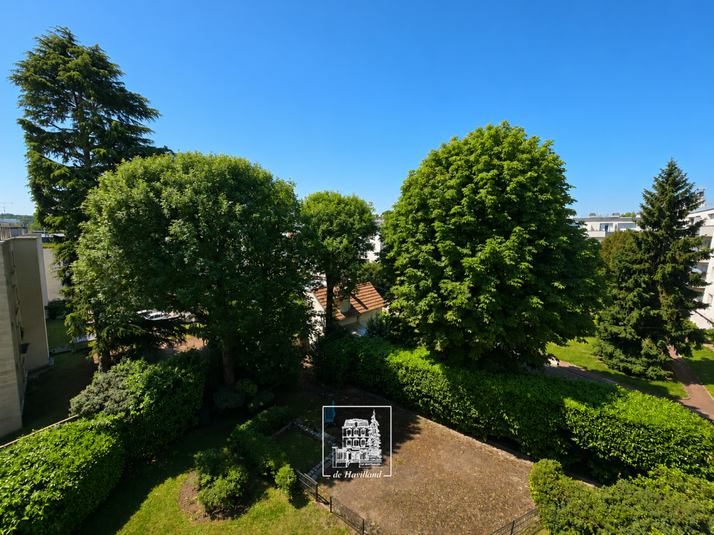appartement 4 pièces en vente sur ST CLOUD (92210)