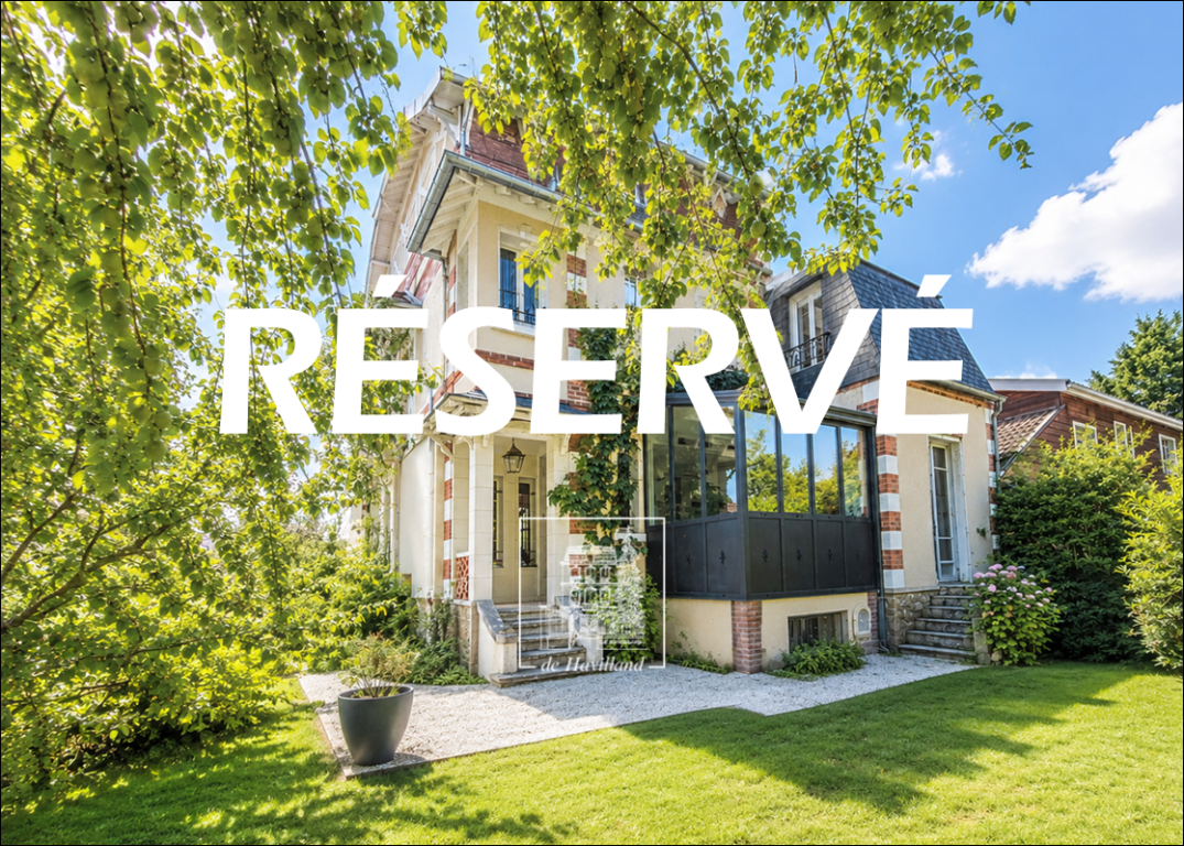house 8 rooms for rent on GARCHES (92380)