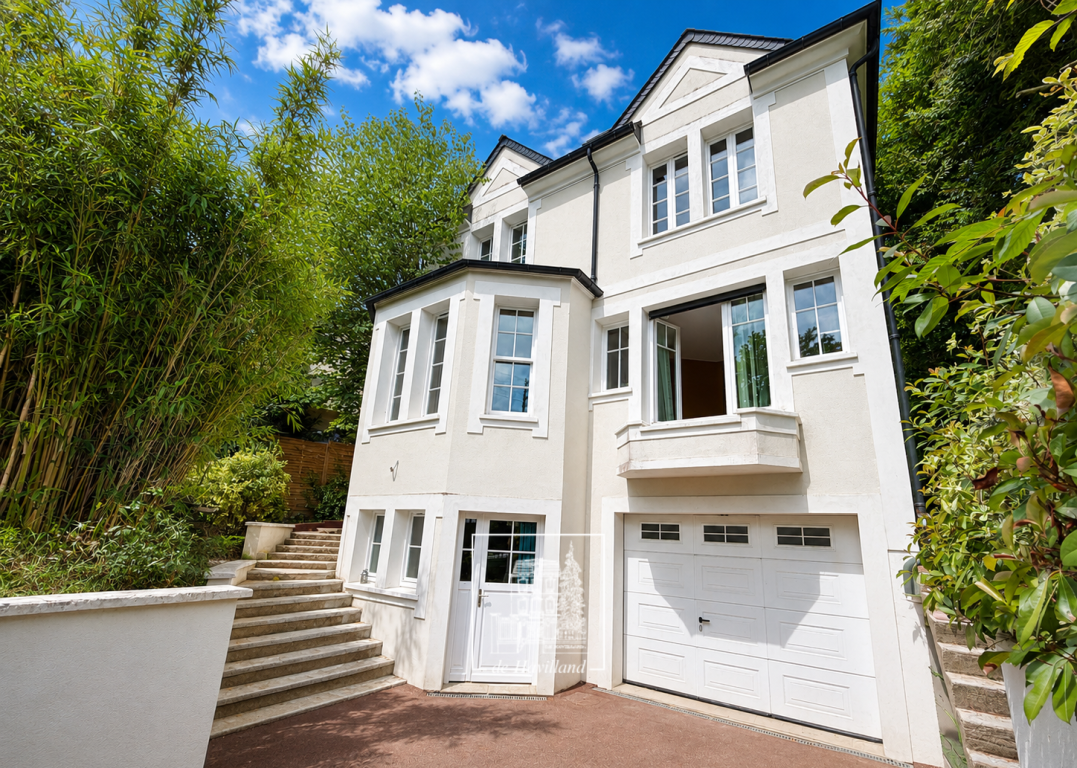 maison 7 pièces en location sur LA CELLE ST CLOUD (78170)
