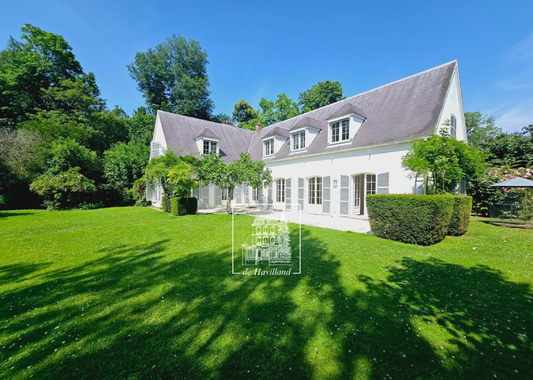 maison 8 pièces en location sur MARNES LA COQUETTE (92430)