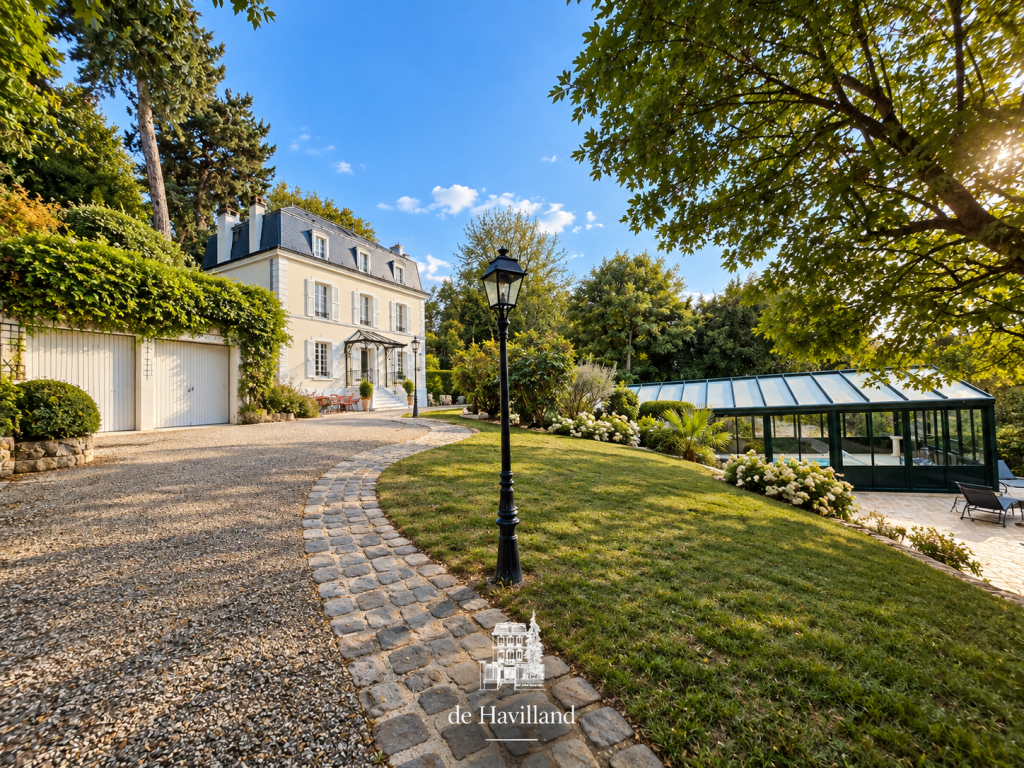 maison 11 pièces en location sur LA CELLE ST CLOUD (78170)