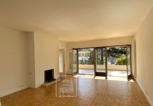house 9 rooms for rent on MARNES LA COQUETTE (92430)