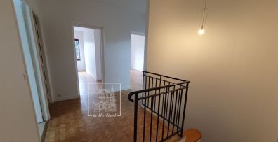 house 9 rooms for rent on MARNES LA COQUETTE (92430)