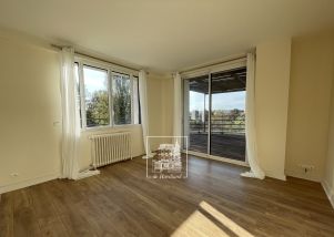 house 9 rooms for rent on GARCHES (92380)
