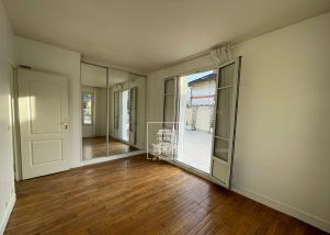house 5 rooms for rent on GARCHES (92380)