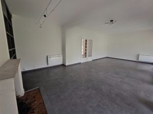 house 8 rooms for rent on LA CELLE ST CLOUD (78170)