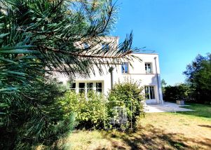 maison 9 pièces en location sur SEVRES (92310)