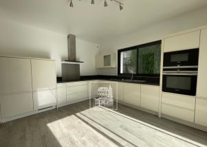 maison 6 pièces en location sur LA CELLE ST CLOUD (78170)