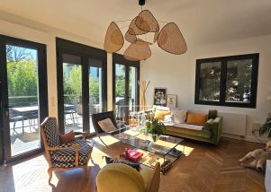 house 6 rooms for rent on LE VESINET (78110)