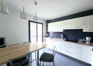 maison 7 pièces en location sur LA CELLE ST CLOUD (78170)