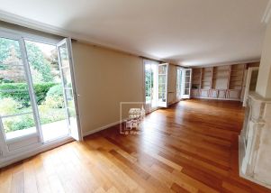 house 8 rooms for rent on CROISSY SUR SEINE (78290)