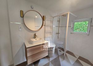 maison 9 pièces en location sur VAUCRESSON (92420)
