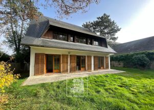 maison 8 pièces en location sur LA CELLE ST CLOUD (78170)