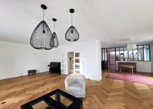 house 9 rooms for rent on RUEIL MALMAISON (92500)