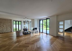 house 9 rooms for rent on RUEIL MALMAISON (92500)