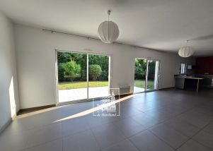 house 7 rooms for rent on CROISSY SUR SEINE (78290)