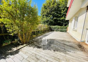 apartment 7 rooms for rent on VILLE D AVRAY (92410)