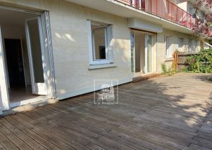 apartment 7 rooms for rent on VILLE D AVRAY (92410)