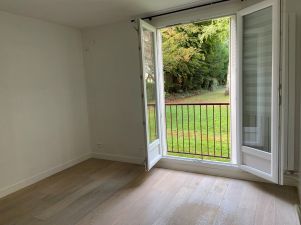 appartement 7 pièces en location sur VILLE D AVRAY (92410)
