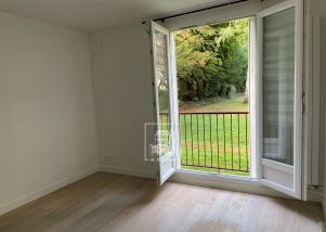 apartment 7 rooms for rent on VILLE D AVRAY (92410)
