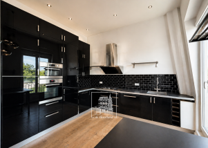 duplex 7 rooms for rent on ST CLOUD (92210)