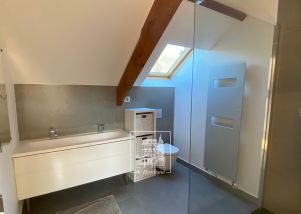 house 8 rooms for rent on LA CELLE ST CLOUD (78170)
