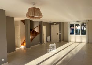 house 7 rooms for rent on MONTESSON (78360)