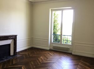 maison 10 pièces en location sur SEVRES (92310)