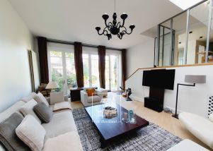 house 9 rooms for rent on RUEIL MALMAISON (92500)