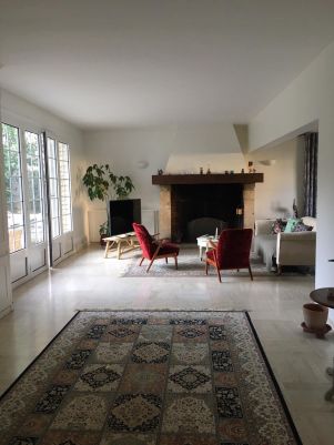 house 9 rooms for rent on CHAMBOURCY (78240)