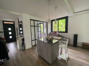 maison 8 pièces en location sur MARNES LA COQUETTE (92430)