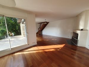 house 7 rooms for sale on MARNES LA COQUETTE (92430)