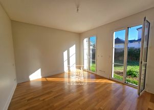 house 7 rooms for rent on LA CELLE ST CLOUD (78170)