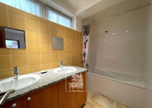 house 7 rooms for rent on RUEIL MALMAISON (92500)