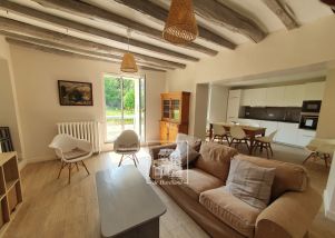 house 6 rooms for rent on FEUCHEROLLES (78810)
