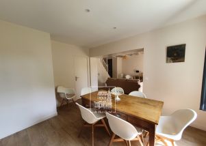 house 6 rooms for rent on FEUCHEROLLES (78810)